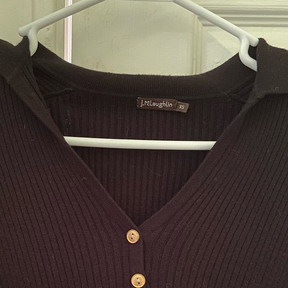 J McLaughlin collared sweater size xs black with gold buttons - Picture 2 of 3